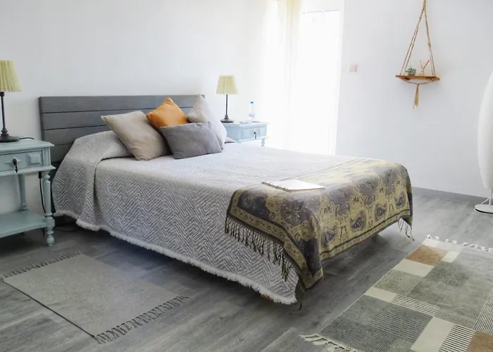 Quinta Do Sol Homestay Alijo