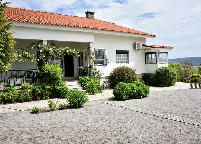 Homestay Quinta Do Sol *